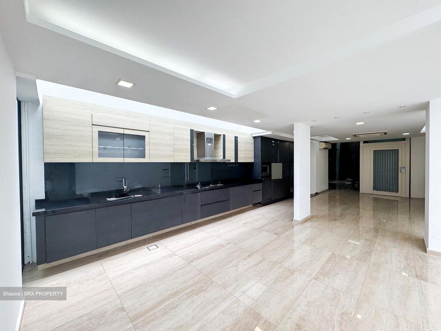 Cairnhill Road (D9), Terrace #495514991